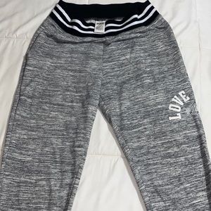 🤩🔥Victoria’s Secret PINK joggers!